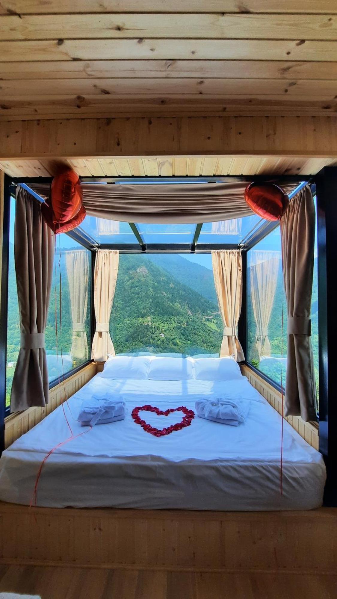 Unique Boutique Hotel Near Batumi Zeda Chkhutuneti Exteriör bild